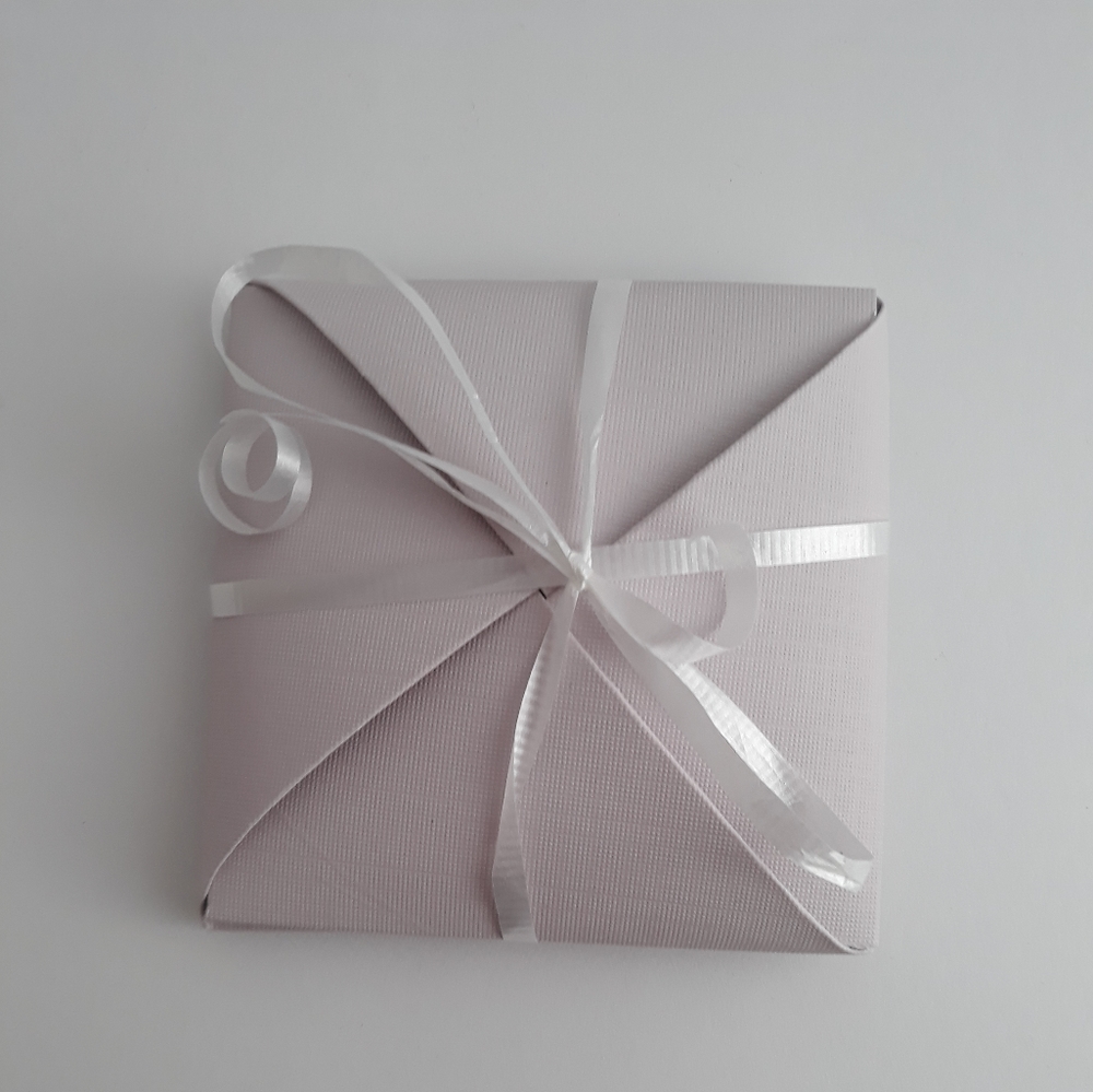 Surprise handmade jewelry box - necklace